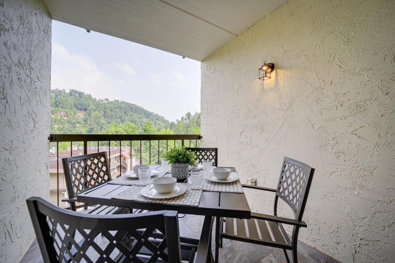 Stylish Gatlinburg Condo With Pool Walk Downtown! Luaran gambar