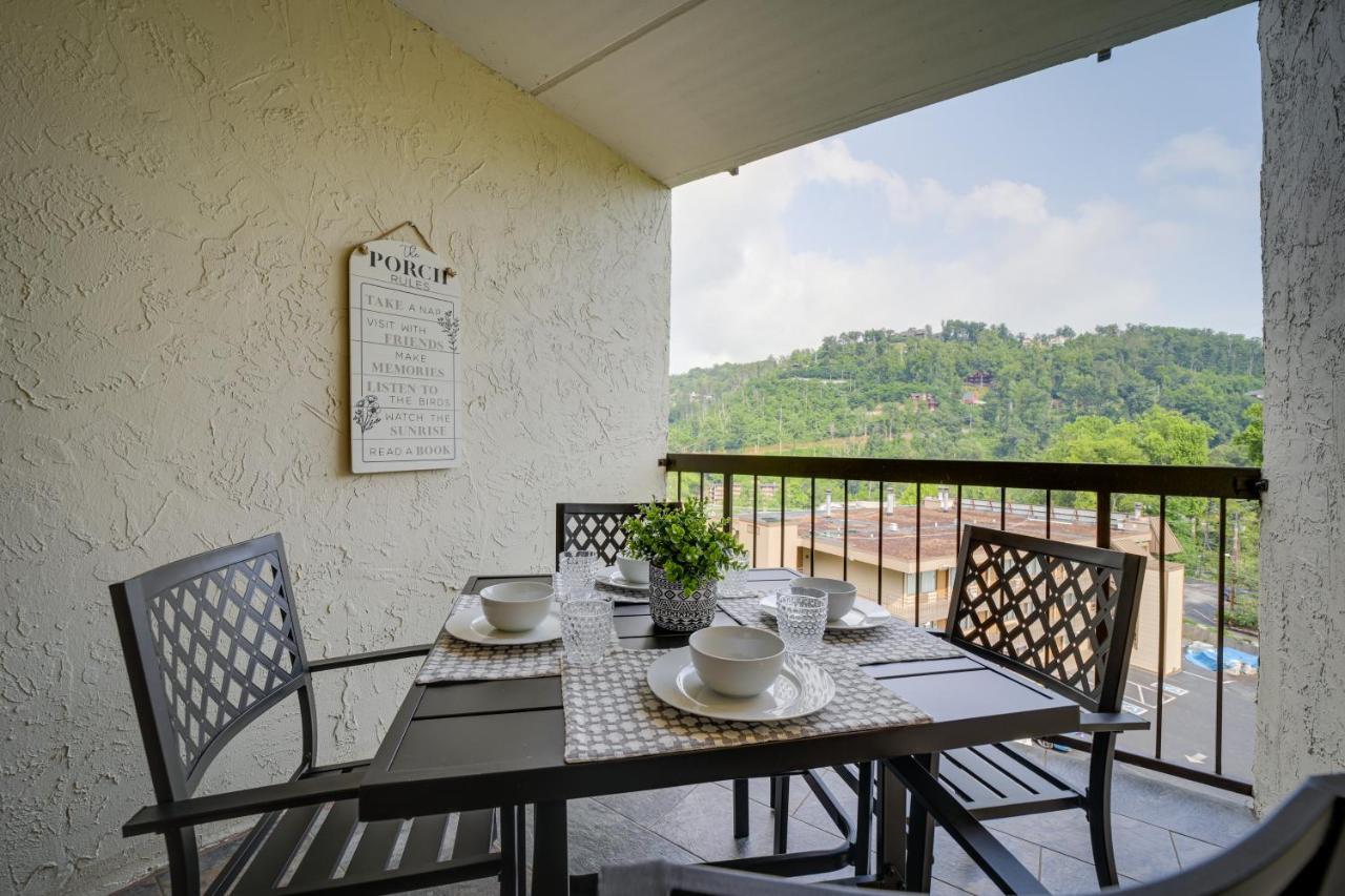 Stylish Gatlinburg Condo With Pool Walk Downtown! Luaran gambar